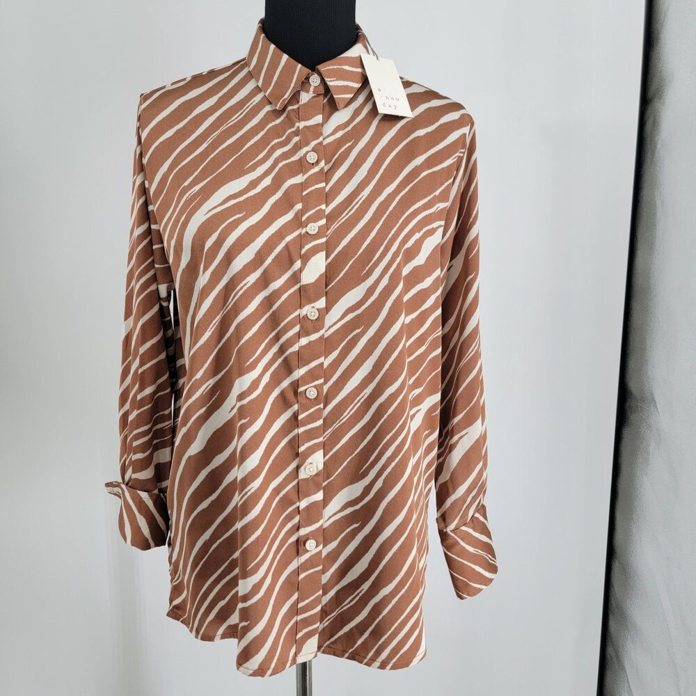 A New Day Womens XS Brown Ivory Abstract Zebra Stripe Button Front Shirt